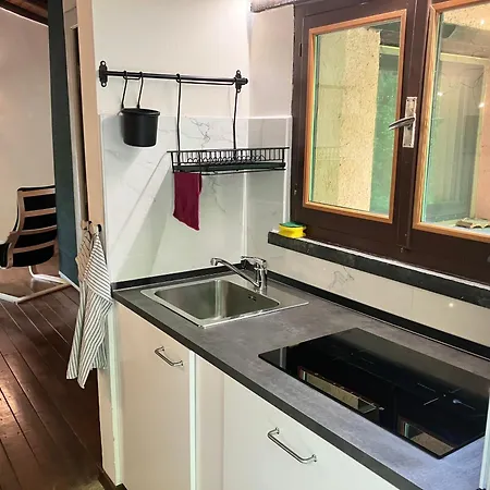 Lovely 1-bed In Borgo Val di Taro