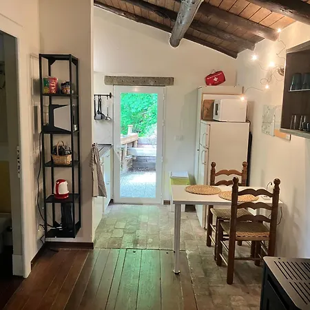 Lovely 1-bed In Apartman