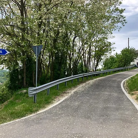 Lovely 1-bed In Apartman Borgo Val di Taro